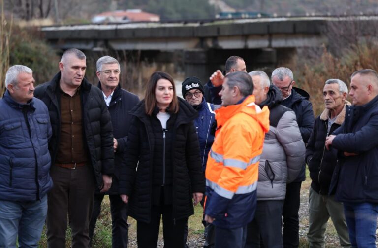Ministrja Koçiu shkon në Zejmen: Në monitorim zonat përreth lumenjve Drin dhe Mat