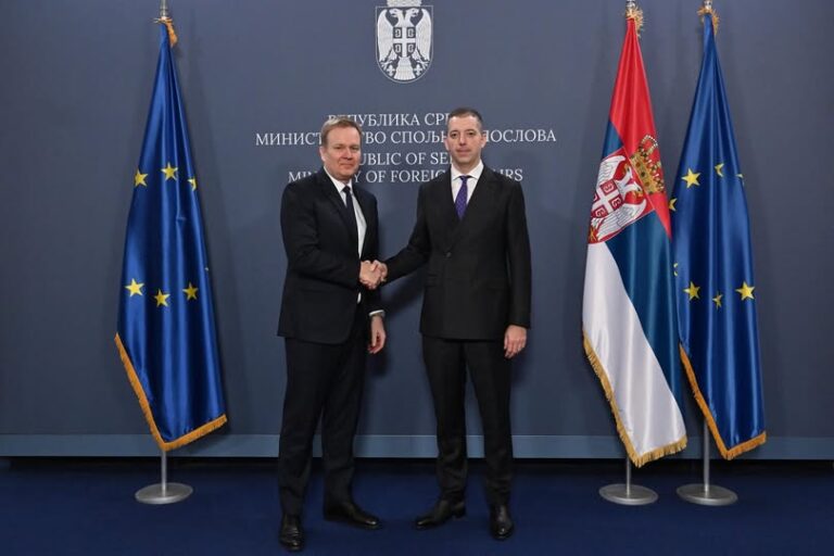 Vizita e Sorensen, Beogradi: Asociacioni i komunave serbe kusht kyç për përparimin në dialogun Kosovë-Serbi