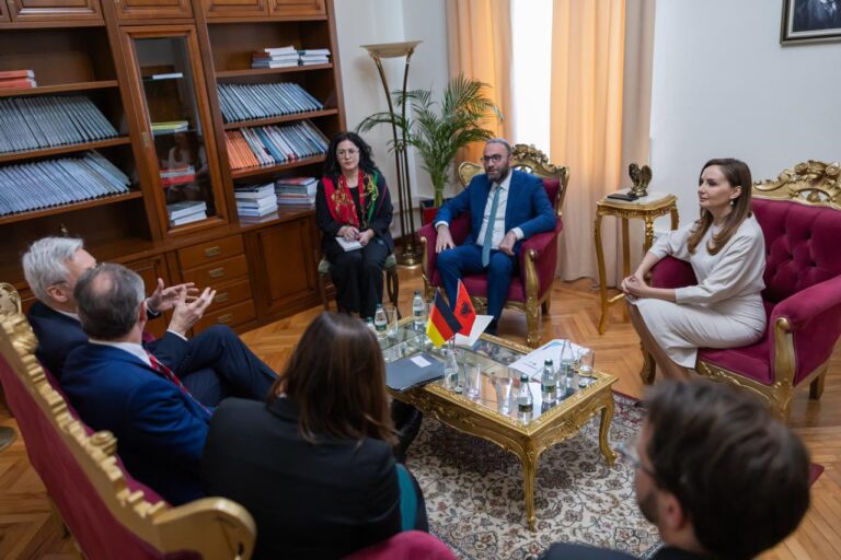 Bardhi dhe Tabaku presin në takim ministrin gjerman për Europën: Jetike lufta ndaj lidhjeve të qeverisjes me kr*min