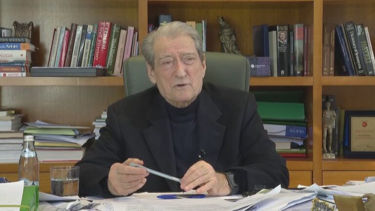 Berisha: Jo ndryshime kushtetuese me Ramën, më 24 janar shqiptarët kundër narkoshtetit