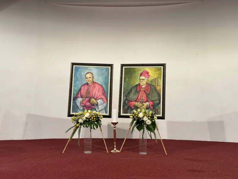 Përkujtohet në një akademi solemne në Katedralen e Prishtinës  trashëgimia e Imzot Nikë Prelës dhe Imzot Mark Sopit