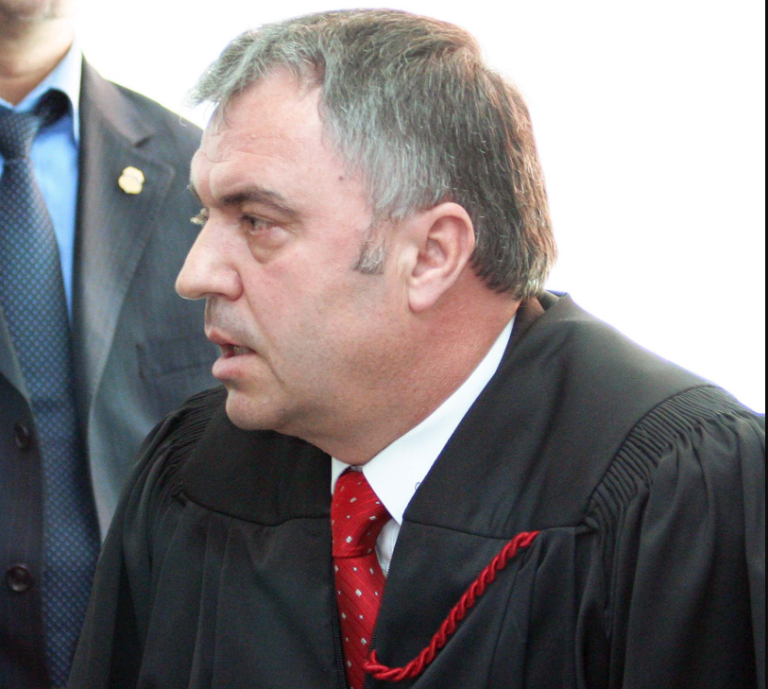 Një drejtësi e vrarë nga heshtja e pushtetit, rasti i prokurorit Xhevat Hana