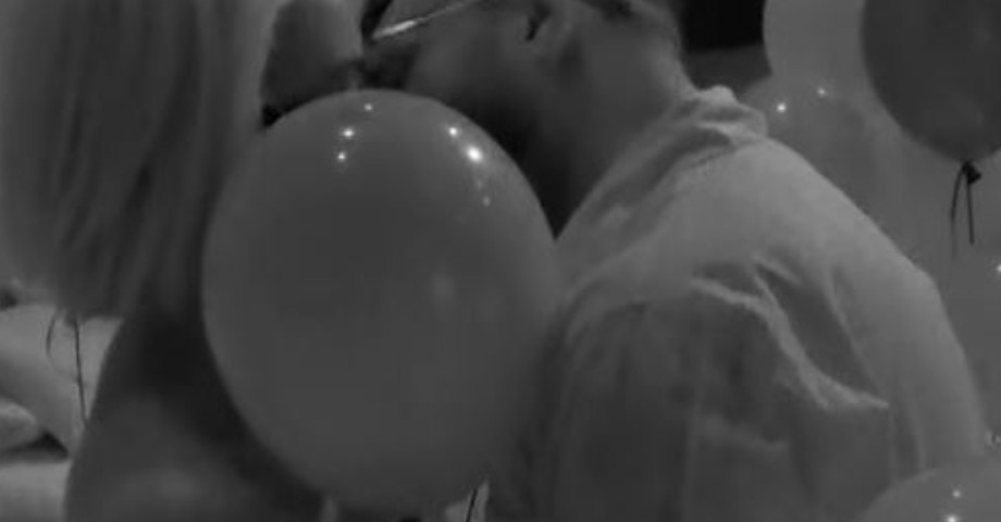  Big Brother Vip Kosova   Dolce dhe Limi shkëmbejnë puthjen e parë