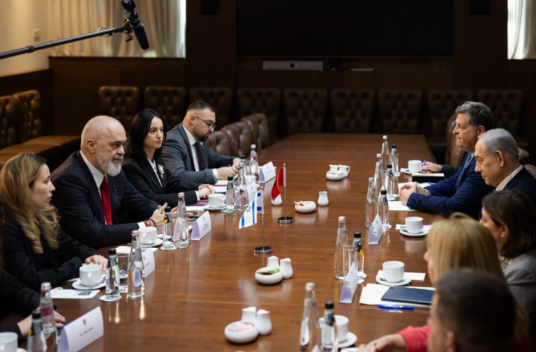 Vizita e Ramës në Izrael një mjeshtëri politike