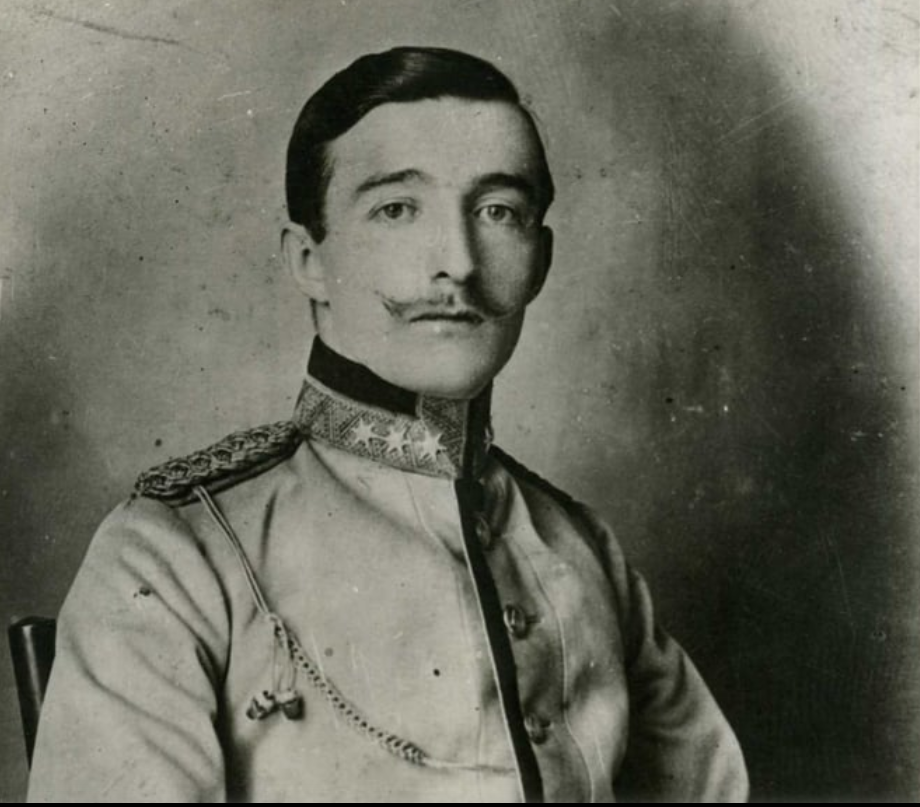  NËSE DONI TË SHIHNI SHQIPËRINË E VËRTETË   — UDHËTIM NË BURGAJET  MAT   VENDLINDJEN E ZOGUT TË PARË  ME RASTIN E DASMËS MBRETËRORE