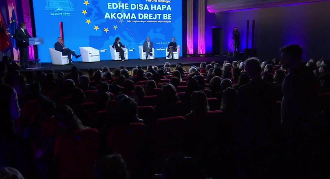 Forumi i Dialogut në Vlorë  Rama  Shqipëria më pranë BE së