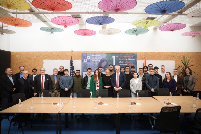 Hapet në Tiranë “Rochester Institute of Technology”