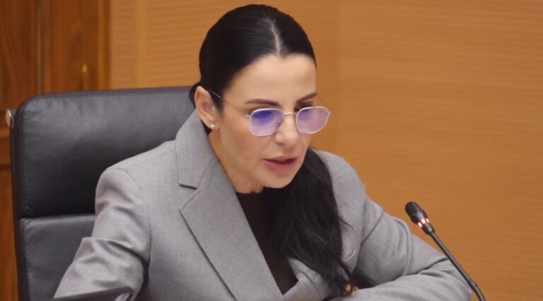 Balluku: Kemi prurje të kontrollueshme. Aeroporti i Rinasit dhe Porti i Durrësit, funksional