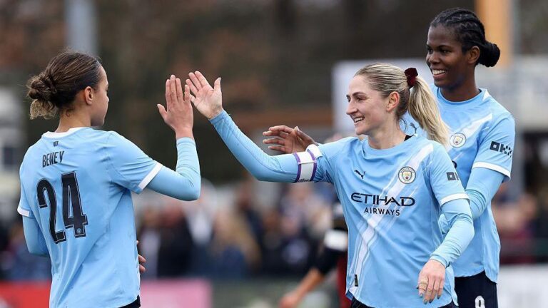 Spektakël golash në Kupën FA për femra: Liverpool, United dhe City sigurojnë kualifikimin