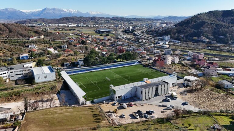 Stadiumi i Vorës nesër hap dyert, gati për sfida kombëtare dhe ndërkombëtare