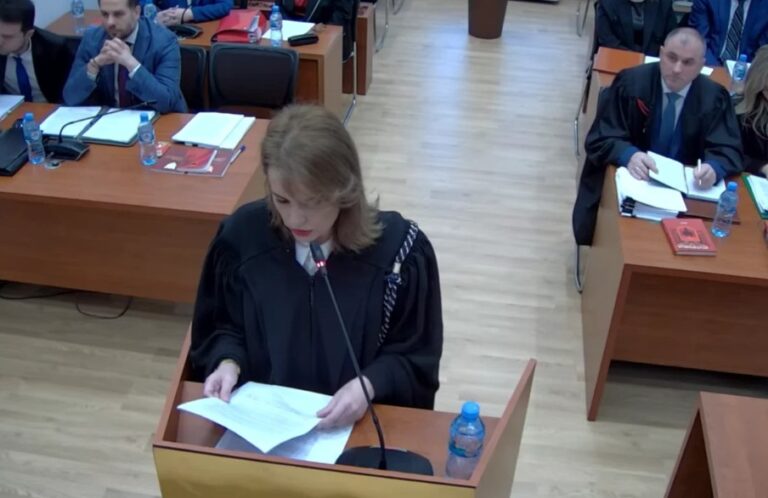 Përfaqësuesja e Kryeministrisë në GjK: Nuk ka të drejtë gjykata të pezullojë ministren