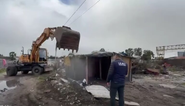Kryeministri: Vijojmë kudo punën për të liruar hapësirat publike