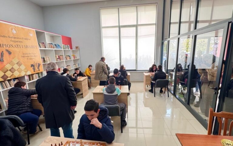 Kampionati i Shahut në QKF Elbasan, një nismë që edukon dhe formon fëmijët