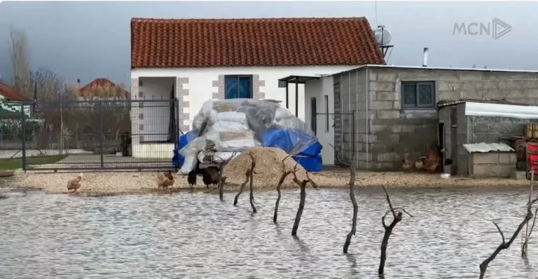 Kurbin, mosmbyllja e argjinaturës së Drojës rëndon situatën nga përmbytjet