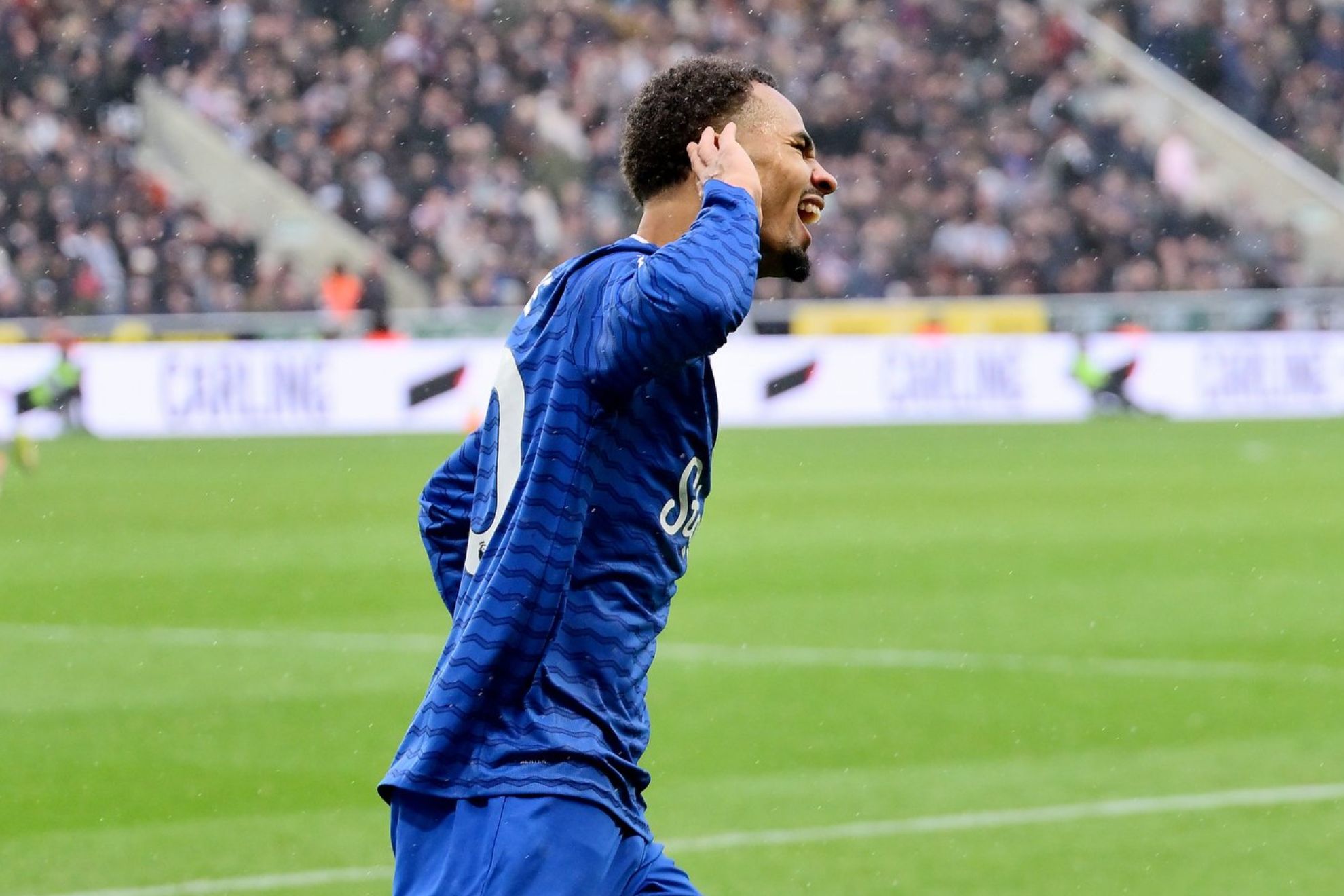 Humbja e Newcastle it në Premier League  një paralajmërim për Champions League