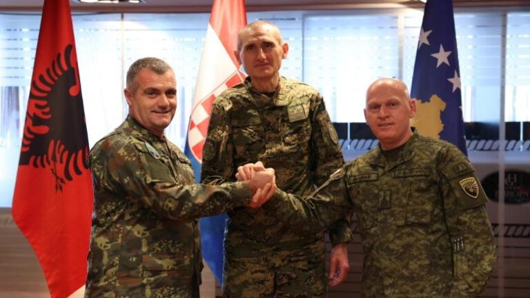 Shqipëri-Kosovë-Kroaci forcojnë bashkëpunimin ushtarak, Vengu: Stërvitja e parë trilaterale do të zhvillohet gjatë këtij viti