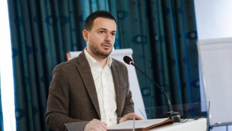 Ministri Salla vizitë zyrtare në Athinë, flet për median greke: Në fokus bashkëpunimi në fushën e bujqësisë