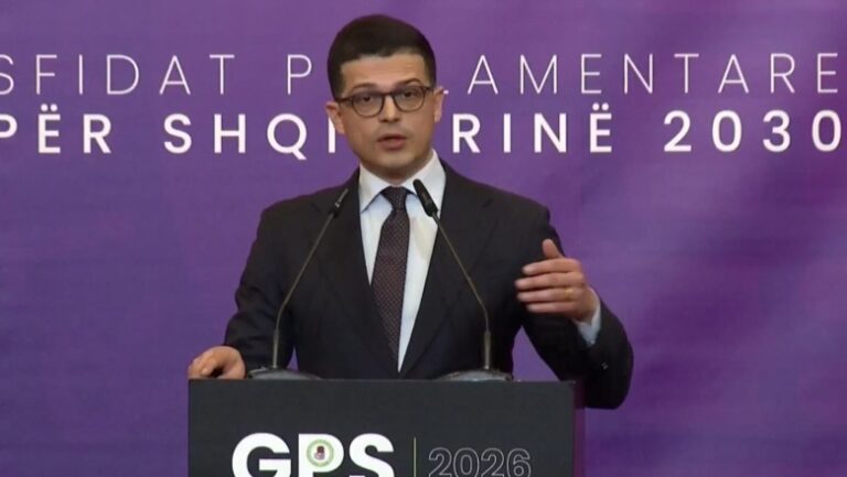 Shembja e rrugëve, ministri Vëngu: 10 milionë euro fond i shpërndarë për diga, ura dhe prita lumore