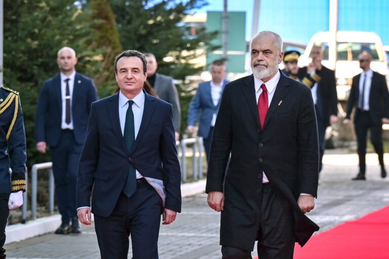 Takimi me Ramën në Prishtinë, kryeministri Albin Kurti: Diskutuam për marrëveshjet bilaterale dhe sfidat e përbashkëta