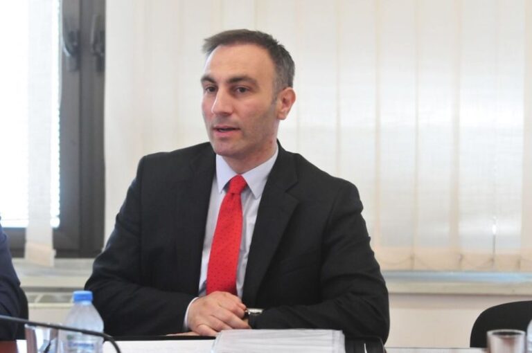 Arrestohet ish-zv.kryeministri i Maqedonisë së Veriut, Artan Grubi