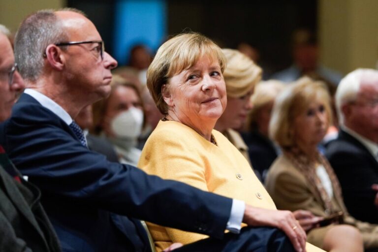 BILD: Angela Merkel mund të kandidojë për postin e presidentes federale! Çfarë rrezikon Merz?