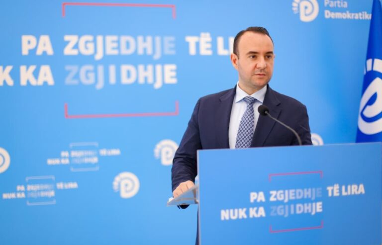 Balliu: Rama kërkon të zhvendosë vëmendjen, videot erotike dolën nga SHISH