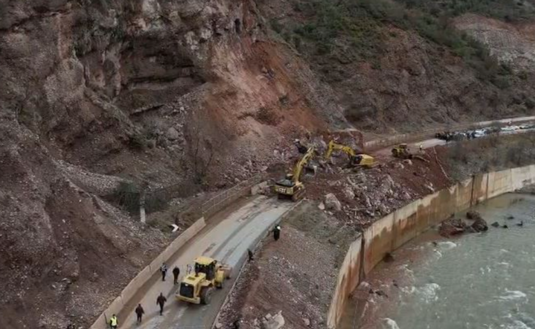 U shemb rruga Librazhd-Prrenjas. Kompania ANK mori 20 milionë euro për zgjerimin e rrugës
