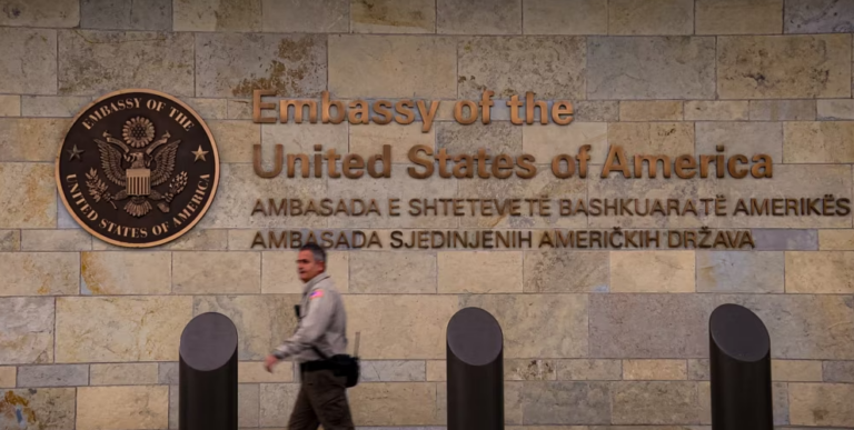 Ambasada e Amerikës: Vendimi i KQZ-së për Listën Serbe minon partneritetin SHBA-Kosovë