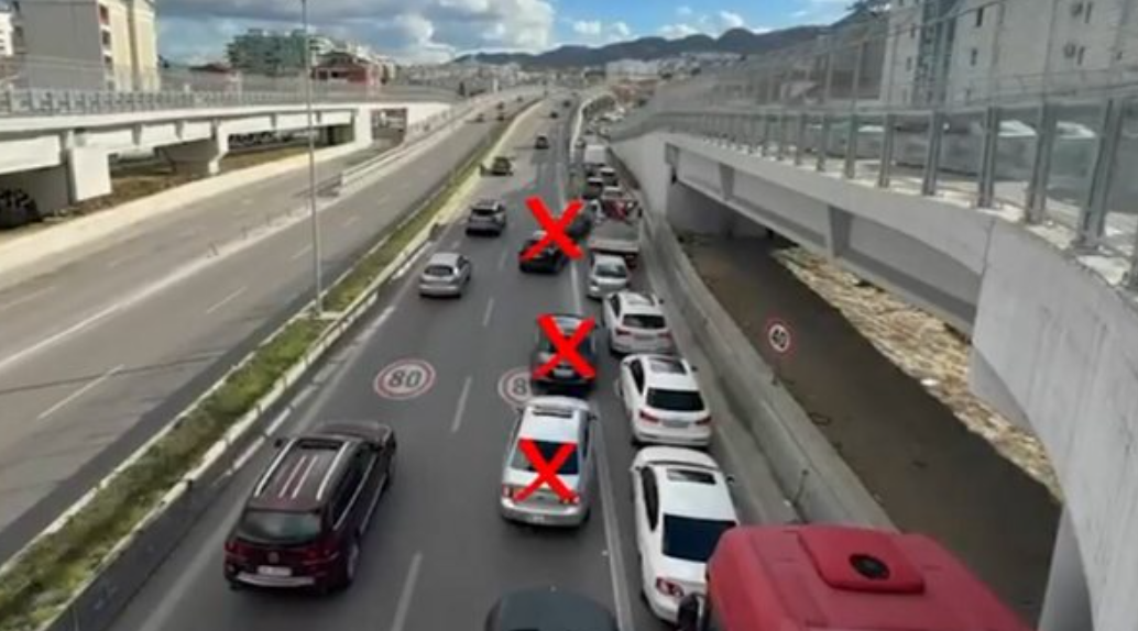 shofere-kujdes-rrugorja-po-ju-vezhgon-me-kamera-e-drone-qindra-gjoba-ne-tirane-per-72-ore