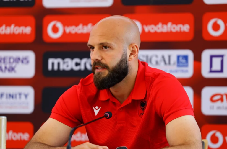 Arlind Ajeti dopietë në Turqi, shënon edhe Seferi