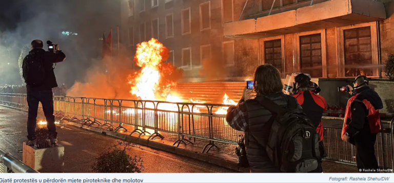 Mediat e huaja për protestën e Tiranës