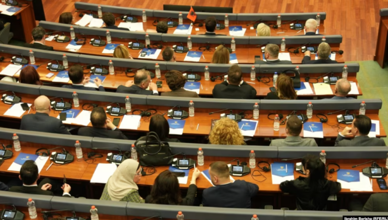 Zgjidhet qeveria e re në Kosovë, Albin Kurti Kryeministër. Ja emrat e ministrave