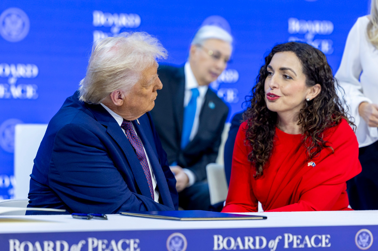 Themelimi i Bordit të Paqes  presidentja Vjosa Osmani merr pjesë në takimin zyrtar në Uashington