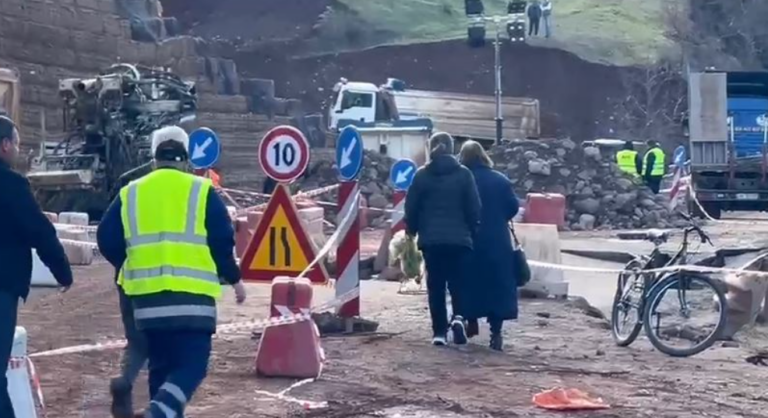 Librazhd–Qafë Thanë, një rrëshqitje dheu që ekspozon një krizë më të thellë infrastrukturore