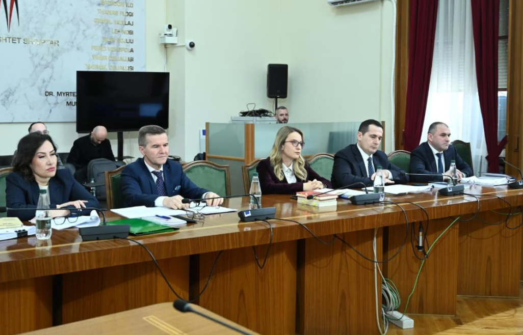 PS përballë SPAK ut  Një betejë që shkon përtej Belinda Ballukut