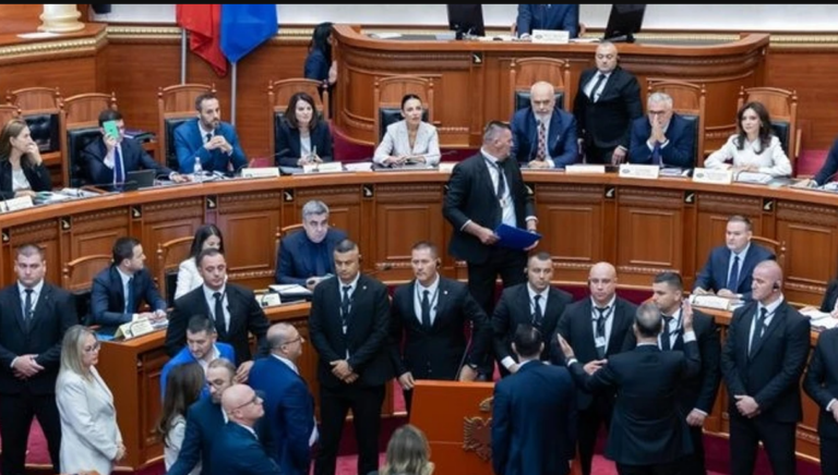 Skenarët e rrëzimit të PS nga brenda? Kthupi: Opozita mund të ofrojë votat