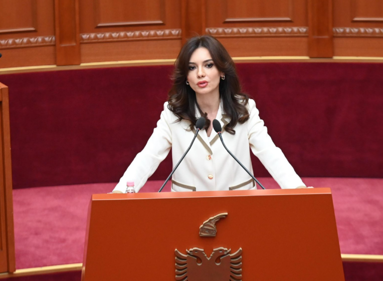 Elisa Spiropali, ngjitje politike e kontrolluar brenda Partisë Socialiste