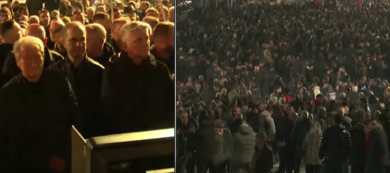 FOTO-VIDEO/ ”Rama Ik”, Berisha dhe demokratët këtë herë me një marshim. Xhiro nga Kryeministria drejt institucioneve