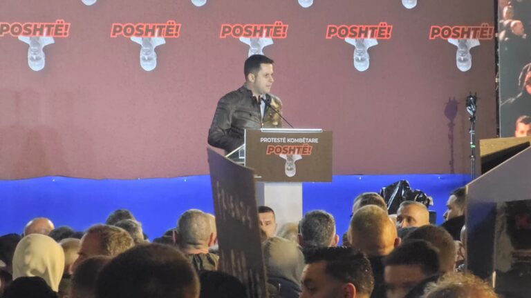 Alimehmeti nga protesta: Shpopullimi është akuza më e rëndë ndaj qeverisë Rama