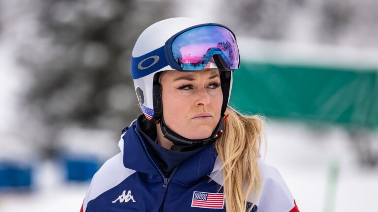 Lindsey Vonn rrëzohet në finalen Olimpike, transportohet me helikopter