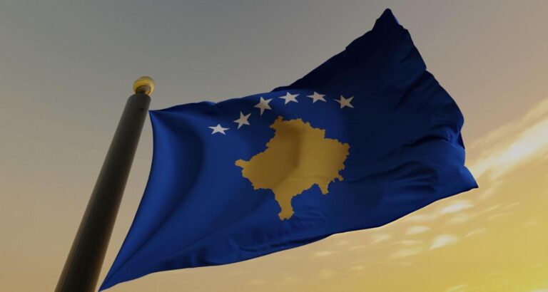 Presidenti Begaj uron Pavarësinë e Kosovës: Bashkë, jetë e mot! Le të ecim drejt BE-së