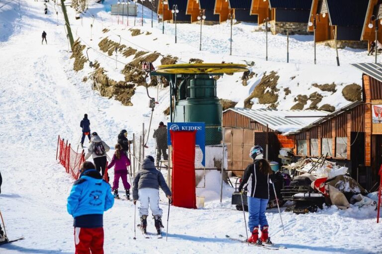 Dardha mbulohet nga bora, Rama: Destinacion i preferuar për adhuruesit e skive