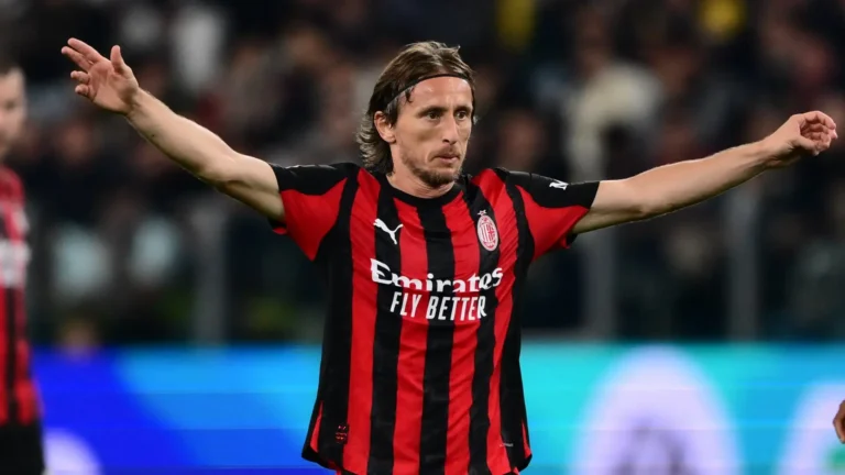 Luka Modric i bind të gjithë te Milani, bën gati rinovimin e kontratës