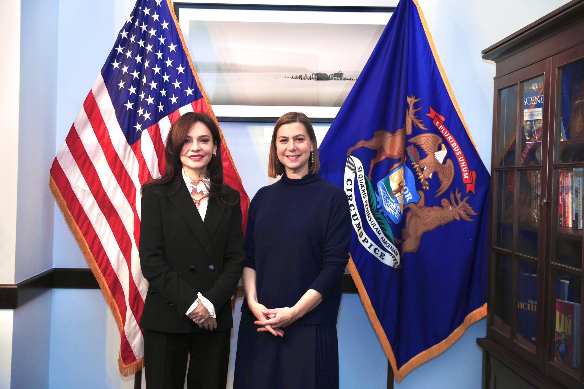 Ministrja Spiropali takime në Senatin Amerikan  Në fokus siguria dhe bashkëpunimi ekonomik Shqipëri SHBA