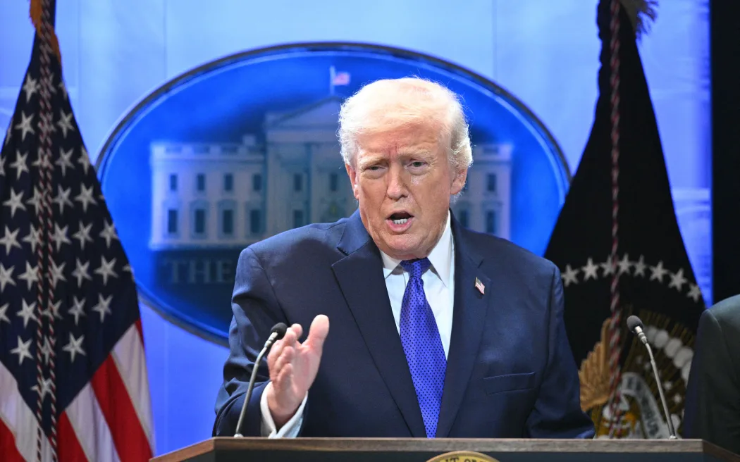 SHBA gati të godasë Iranin  Trump  Sulm i kufizuar ushtarak nëse dështojnë negociatat