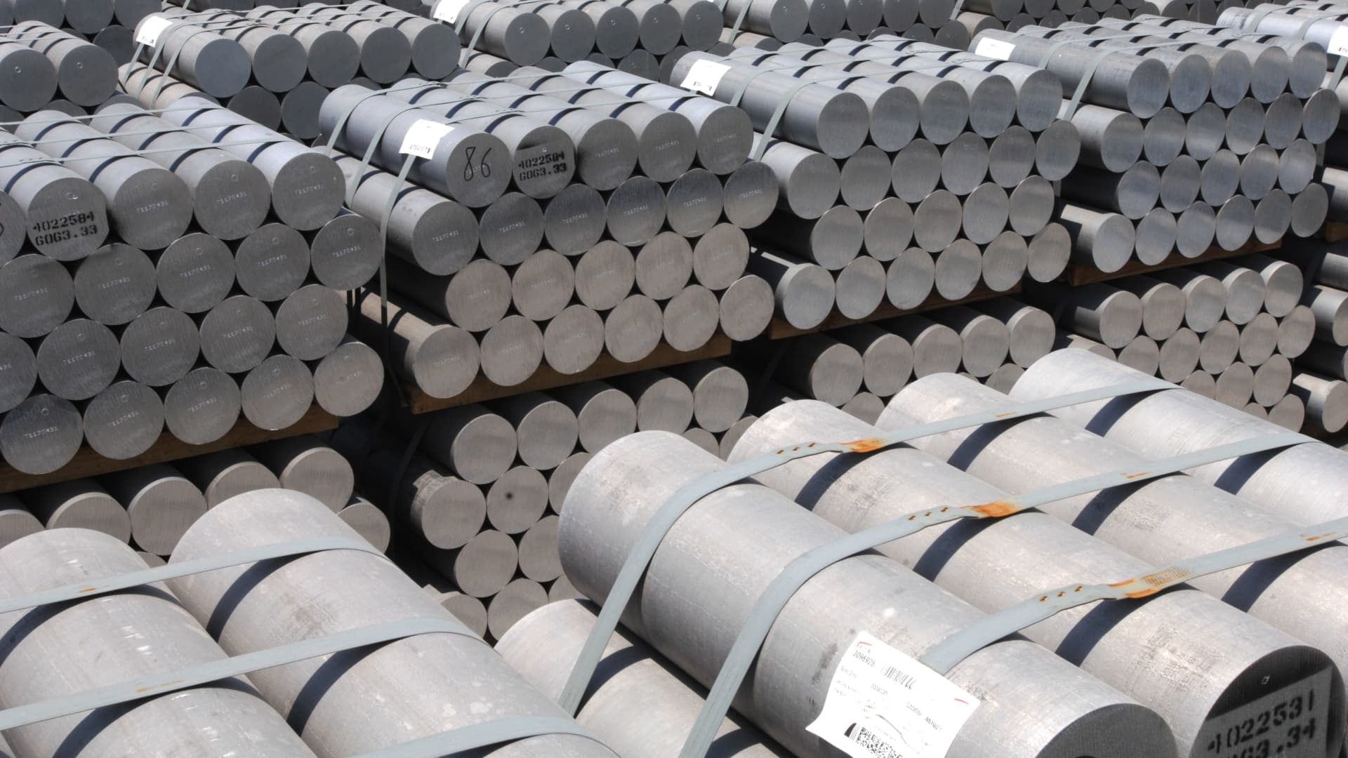 Sulm iranian ndaj fabrikës së aluminit në Bahrein  thellohet kriza rajonale