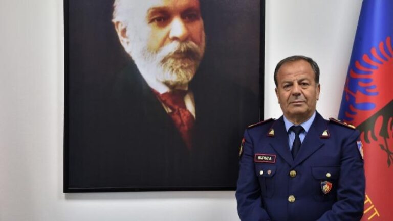 Sokol Bizhga u komandua në krye të Policisë pas shkarkimit të Prodës