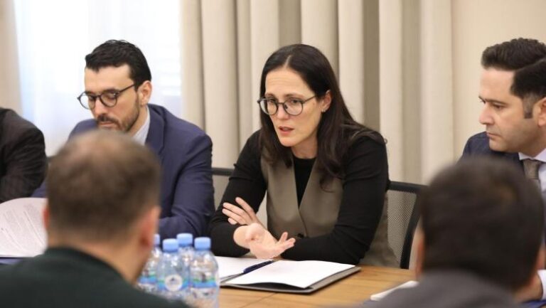 Rritet nafta, krijohet Task-Forcë për ndalimin e abuzimit me çmimet dhe për marzhet e fitimit të kompanive