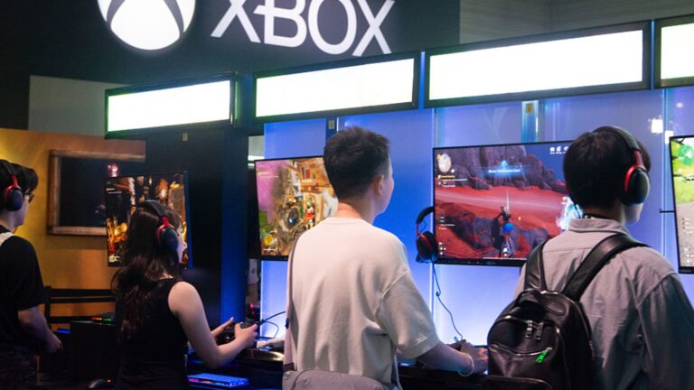 Zhvilluesit do të marrin prototipet e Xbox-it të gjeneratës së re nga Microsoft në 2027