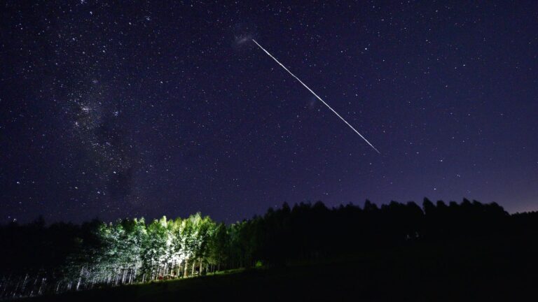 Satelit i madh i NASA-s pritet të përplaset në Tokë